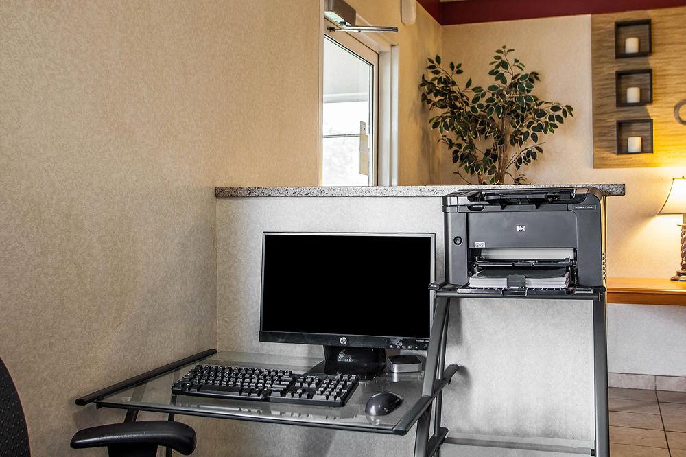 Comfort Inn Rockford Near Casino District Экстерьер фото