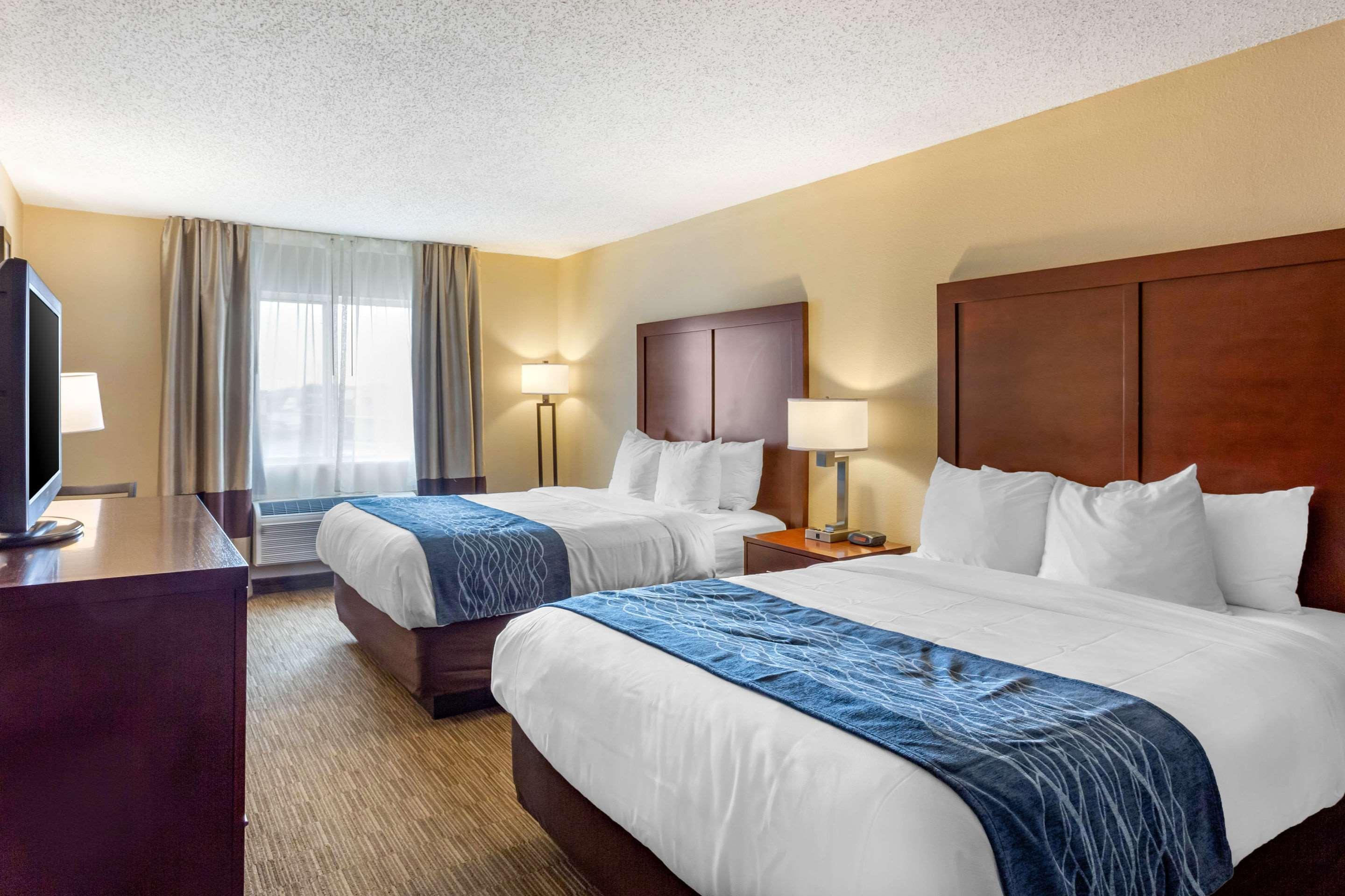 Comfort Inn Rockford Near Casino District Экстерьер фото