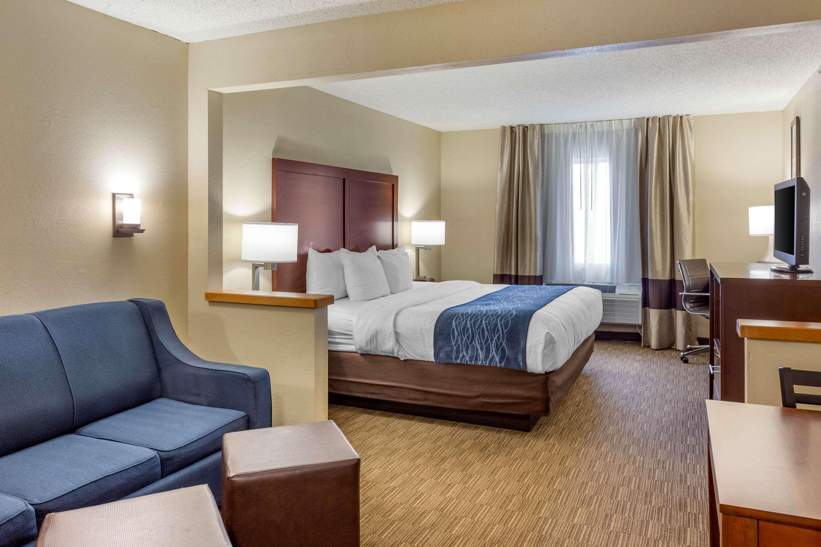 Comfort Inn Rockford Near Casino District Экстерьер фото