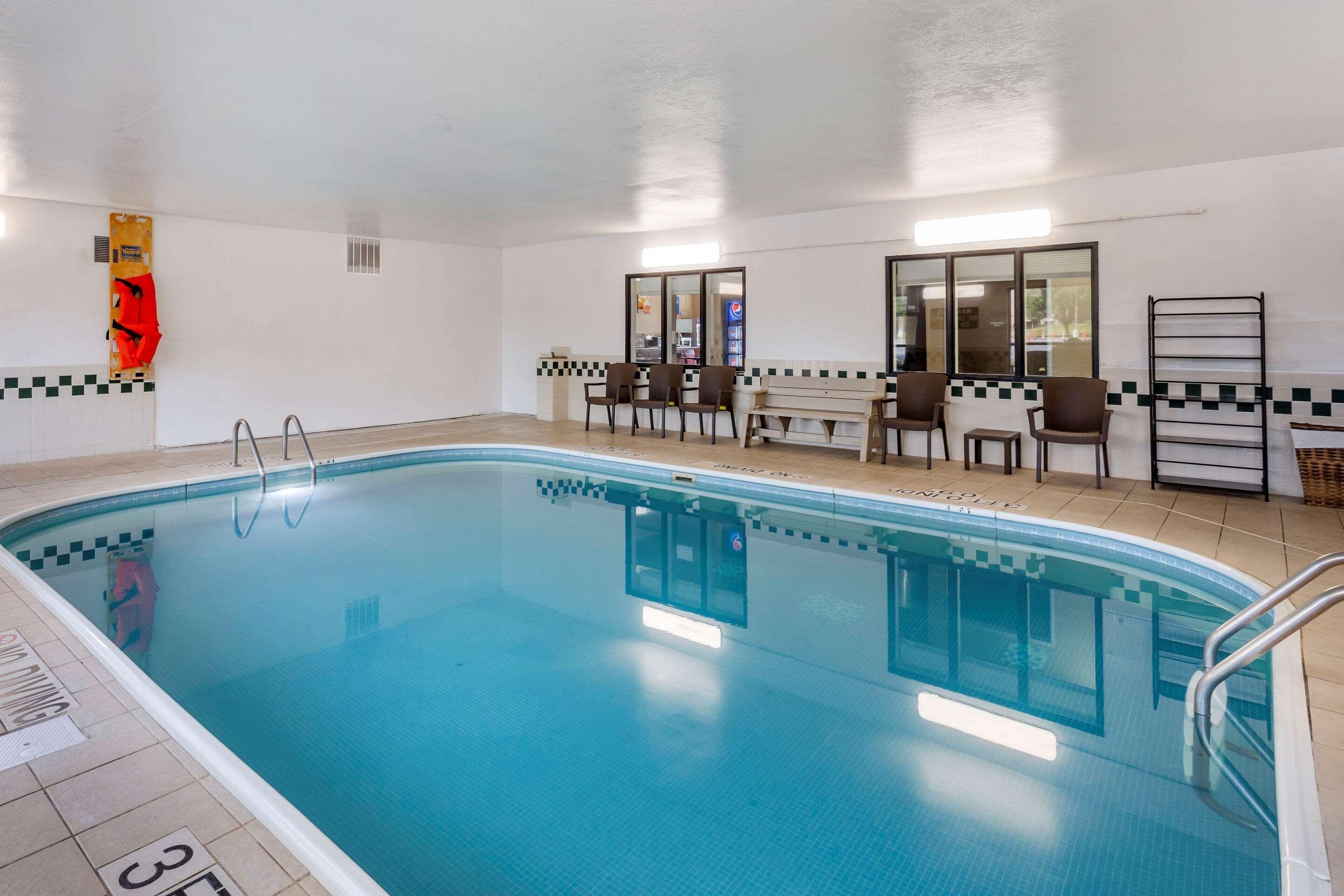 Comfort Inn Rockford Near Casino District Экстерьер фото